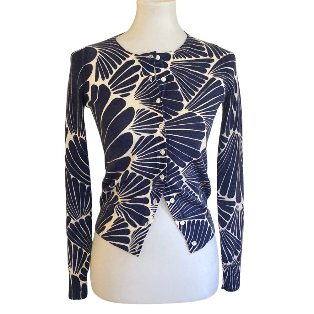 Classic Botanical Merino Wool Cardigan Navy and White, XS